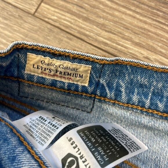 LEVI’s wedgie straight (29x28) - Picture 5 of 6